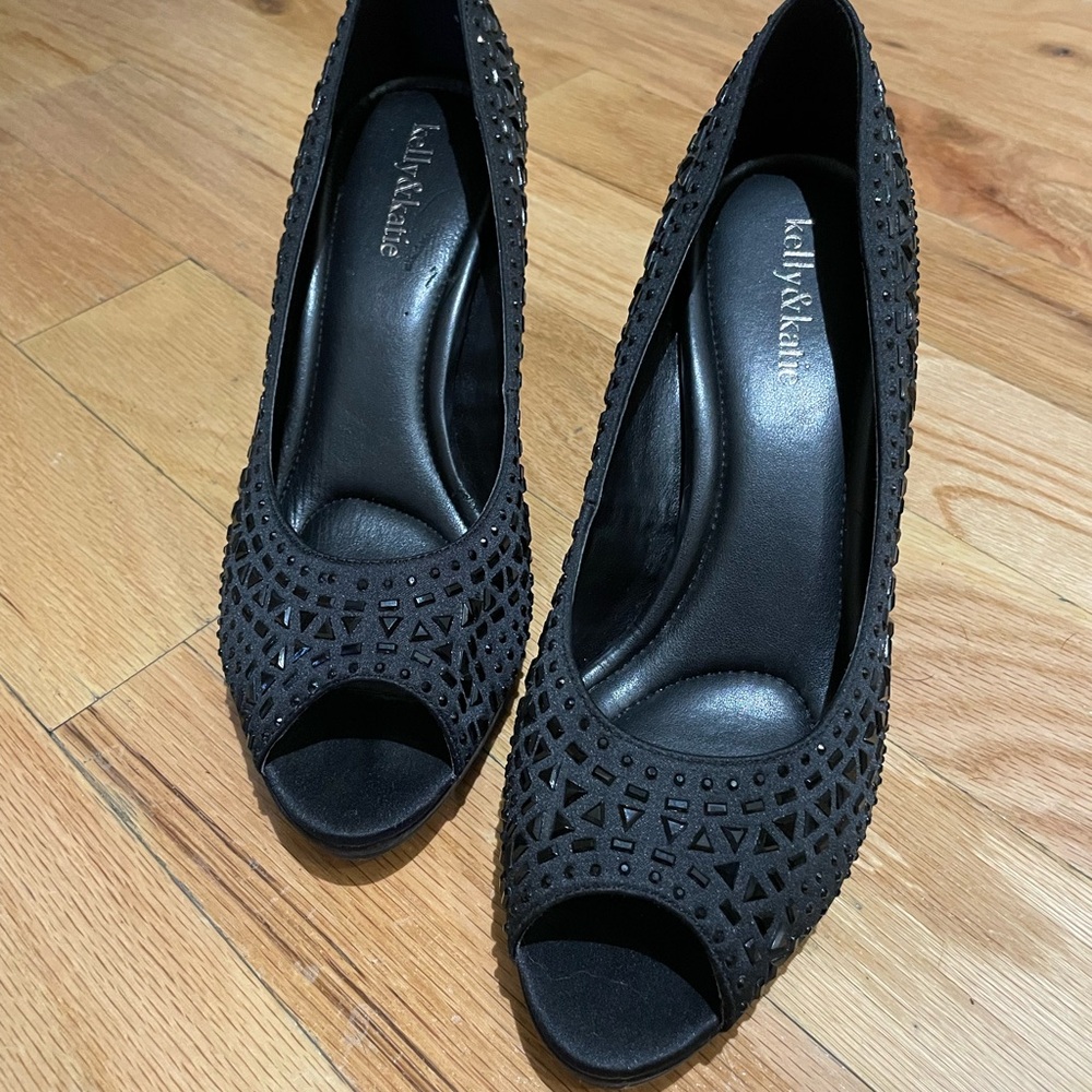 Kelly & Katie Black Peep Toe Heels